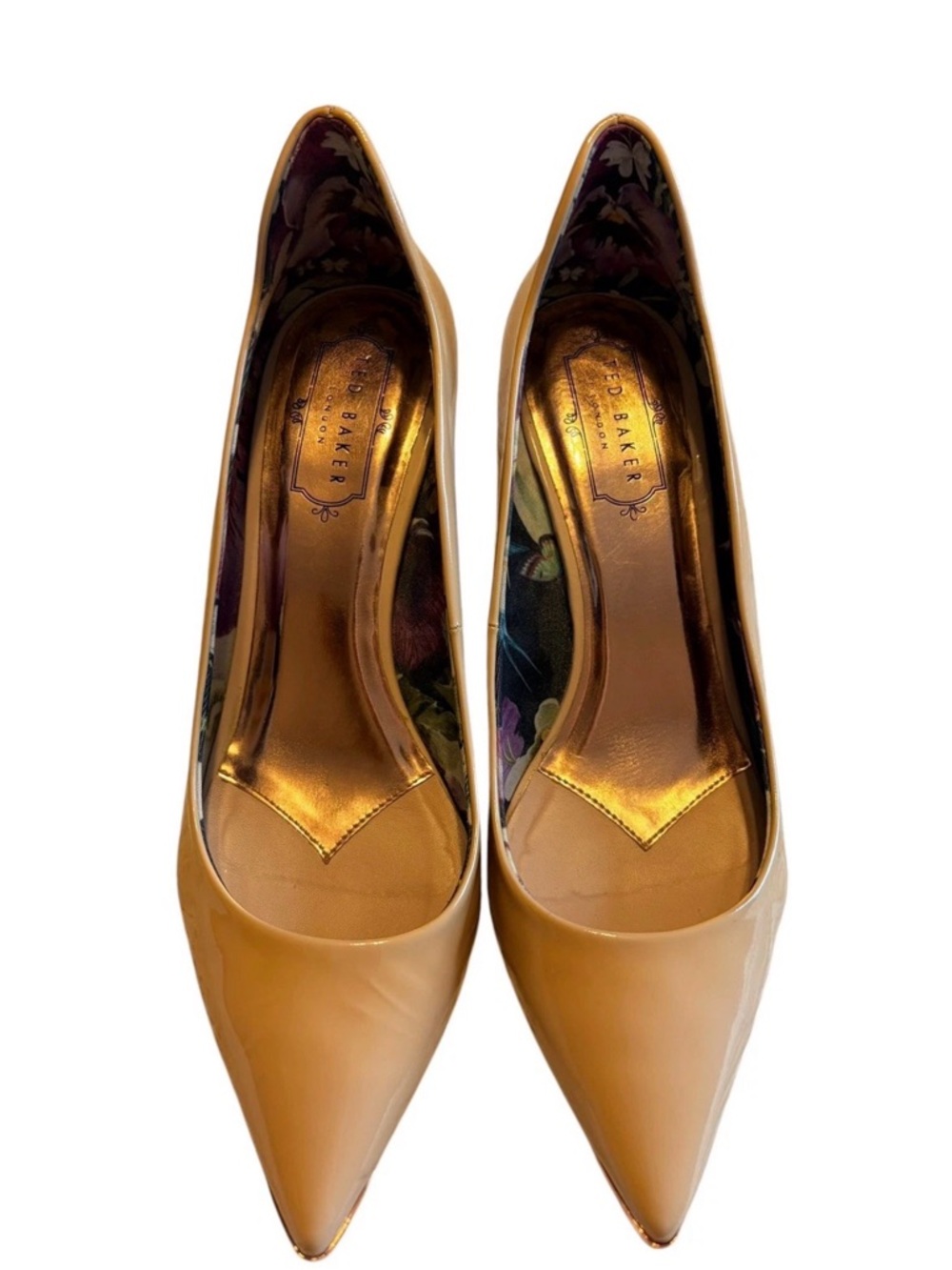 TED BAKER London NUDE KAAWA BEIGE LEATHER STILETTO 4” HEEL  STYLE 06774 US SZ 8